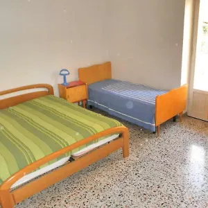 https://a-casa-di-mauro.hotelitalianriviera.com